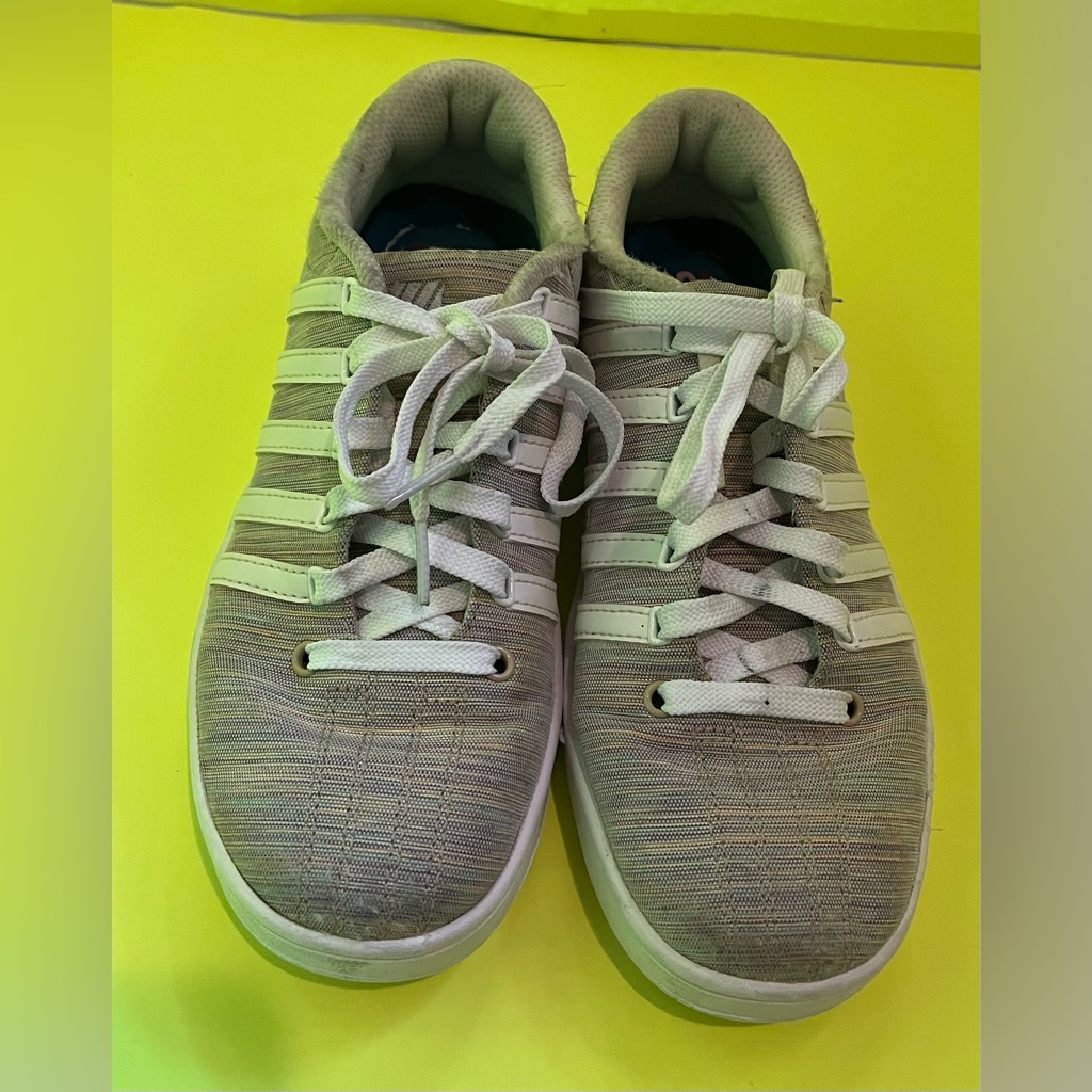 KSwiss Memory Foam Comfort Sneakers